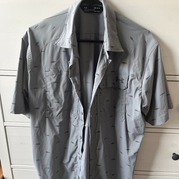Under Armour Fishing Shirt - Picture 1 of 5